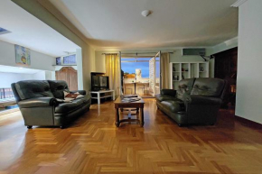 Anno Domini 120 sqm, Large, Elegant, near center